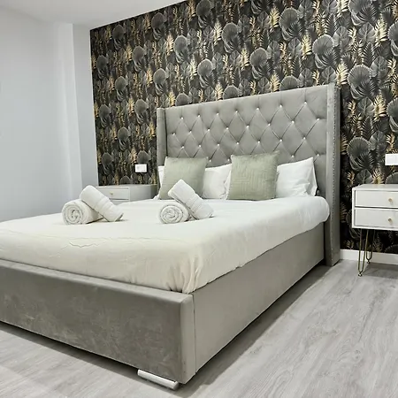 Urban Am By United Renters * אליקאנטה