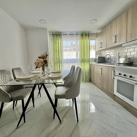 Urban Am By United Renters אליקאנטה