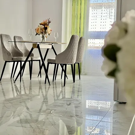 Apartment Urban Am By United Renters *