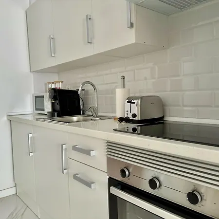 Urban Am By United Renters * אליקאנטה